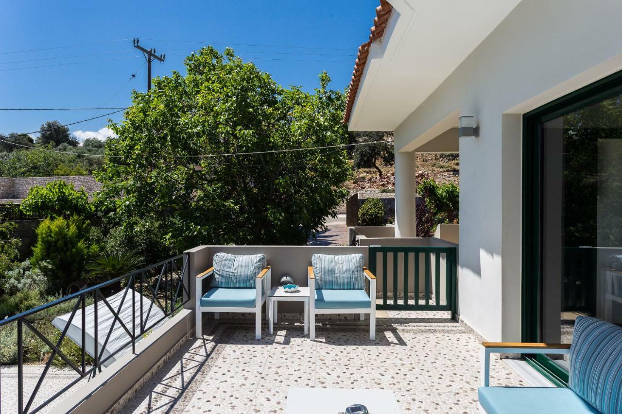 Alonia Villa, Refined Living With 50M2 Private Pool, By Thinkvilla Melidhonion  Exterior photo
